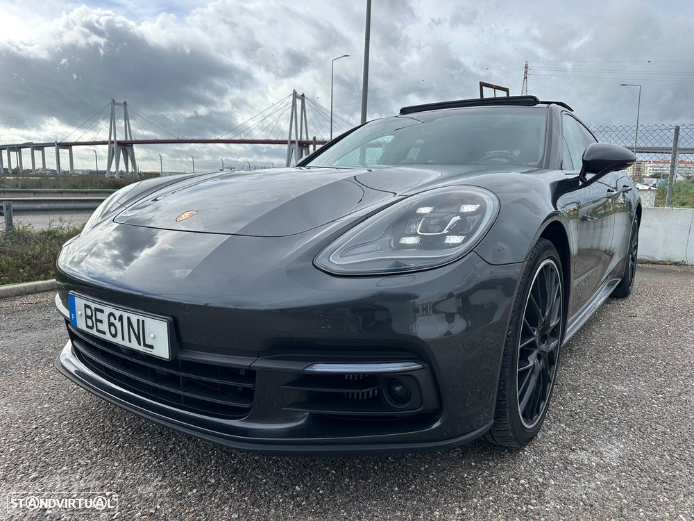 Porsche Panamera Sport Turismo - 3