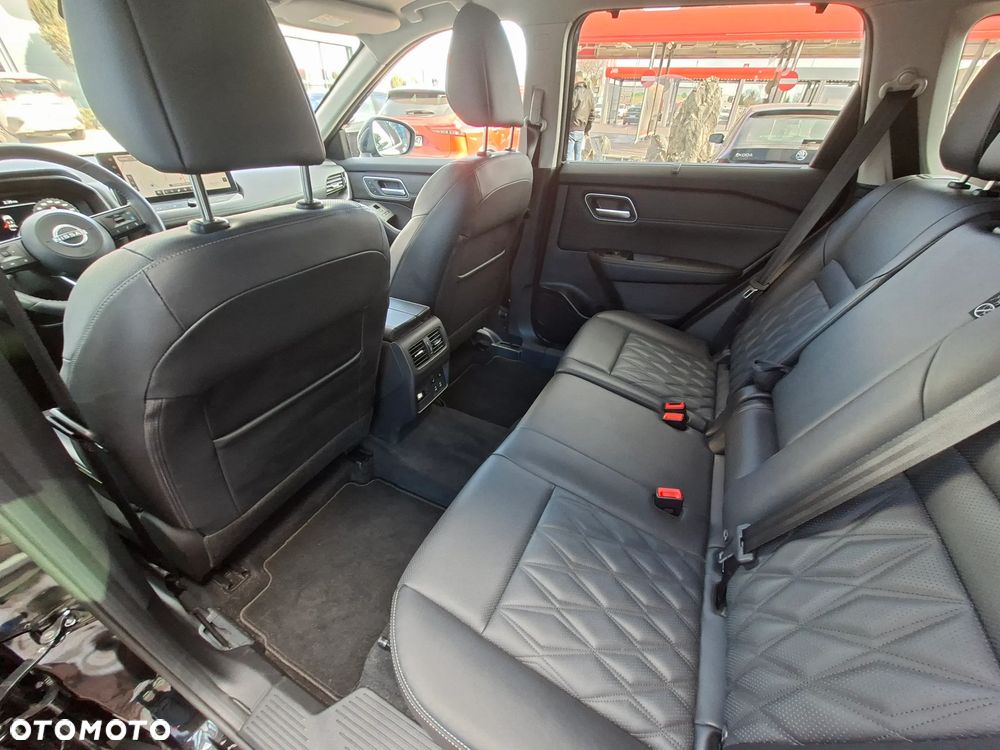Nissan X-Trail - 12