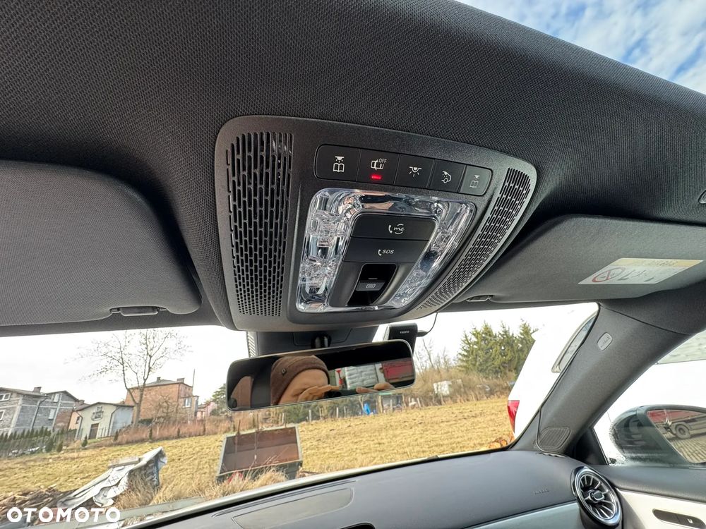 Mercedes-Benz Klasa A 250 e PHEV AMG Line 8G-DCT - 34