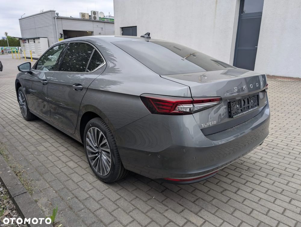 Skoda Superb 2.0 TDI SCR 4x4 L&K DSG - 3