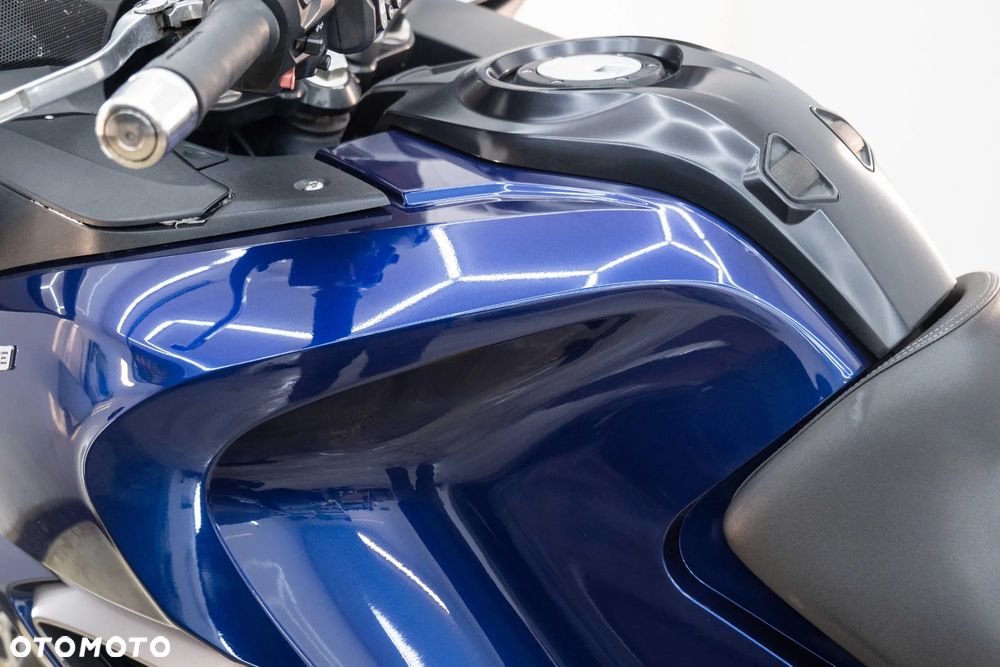 Triumph Trophy - 25