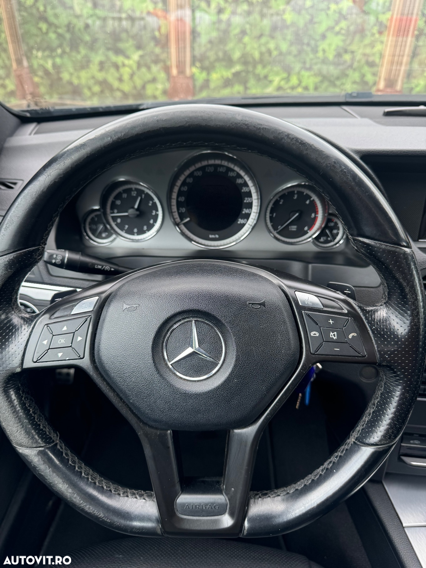 Mercedes-Benz E 220 CDI Coupe 7G-TRONIC - 14