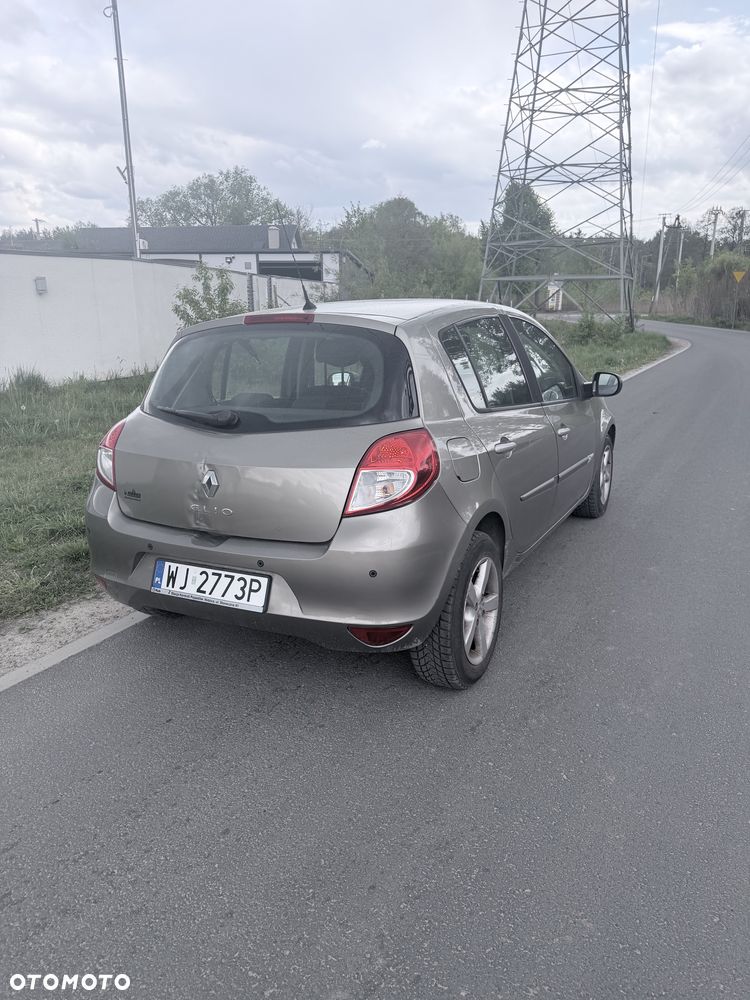 Renault Clio - 3