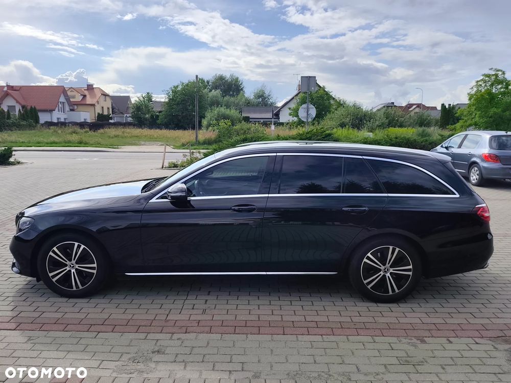 Mercedes-Benz Klasa E 220 d Avantgarde - 3