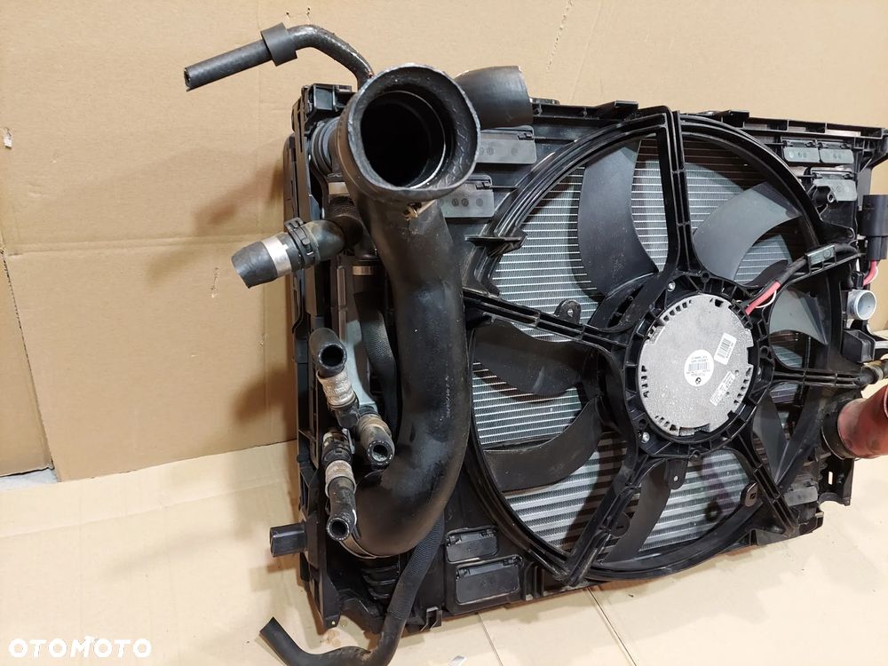 BMW F10 535i  2009-13 CHŁODNICE WENTYLATOR PAS PRZEDNI - 7