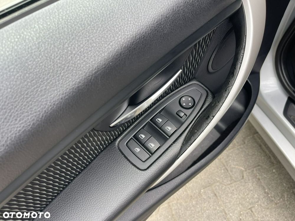 BMW Seria 3 - 20
