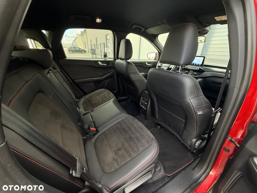 Ford Kuga 2.5 FHEV AWD ST-Line X - 40