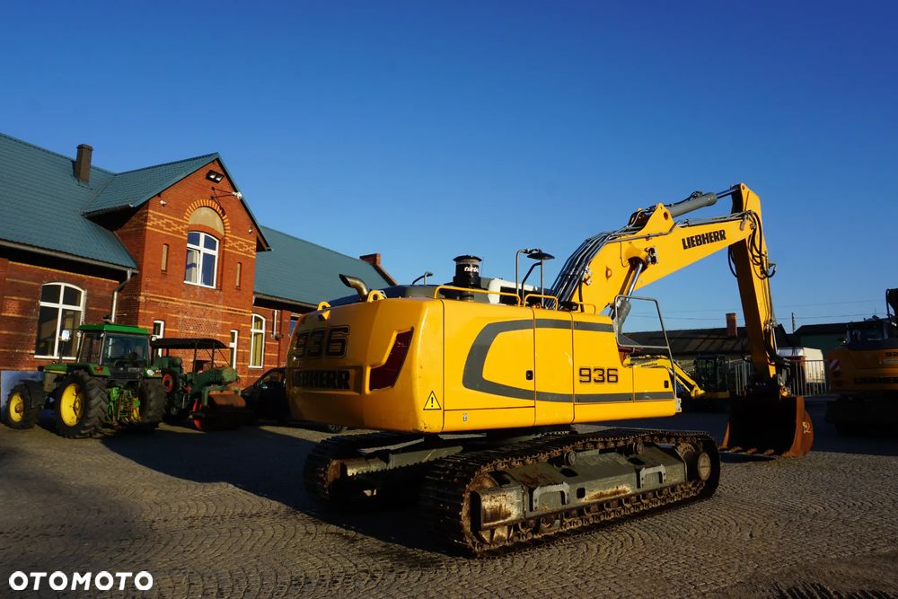 Liebherr R 936, Większy zasięg - 3