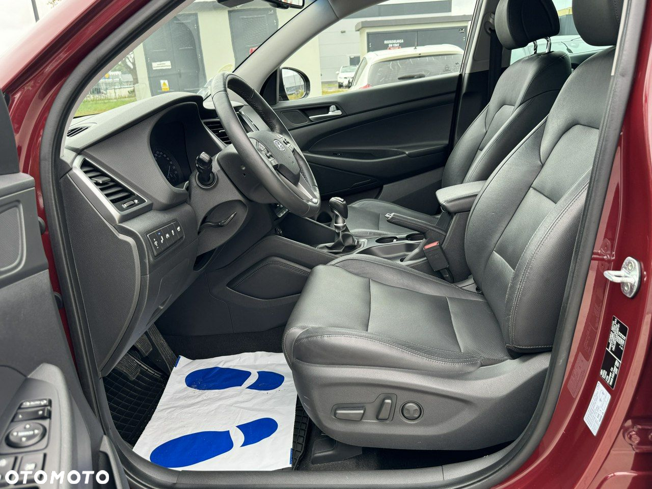Hyundai Tucson 2.0 CRDI BlueDrive GO Plus 2WD - 19