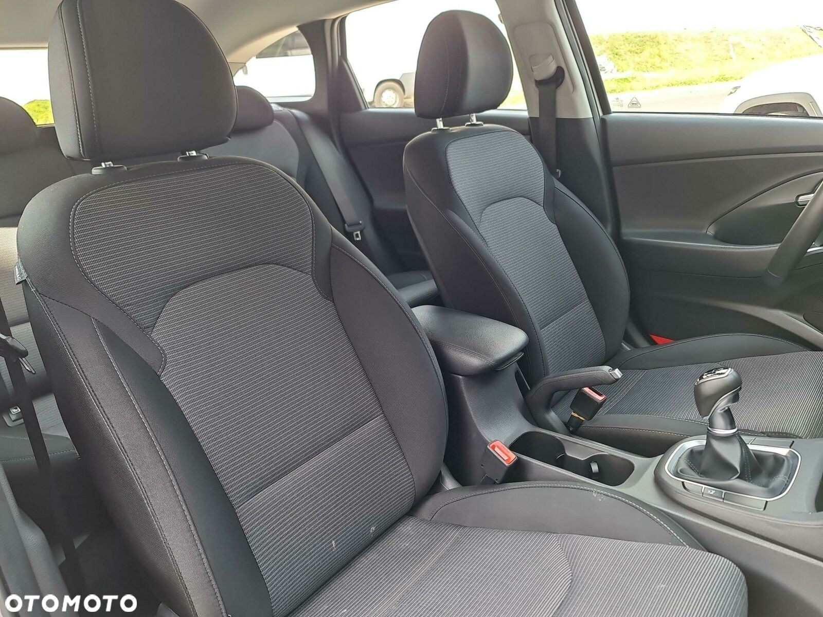 Hyundai i30 1.5 T-GDI 48V Modern - 23