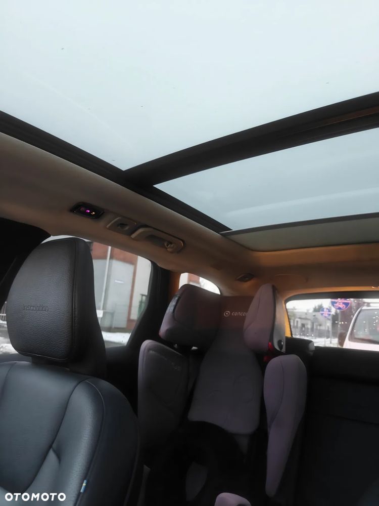 Volvo XC 60 T8 AWD Recharge Geartronic Inscription Expression - 28