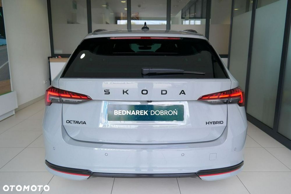 Skoda Octavia - 7