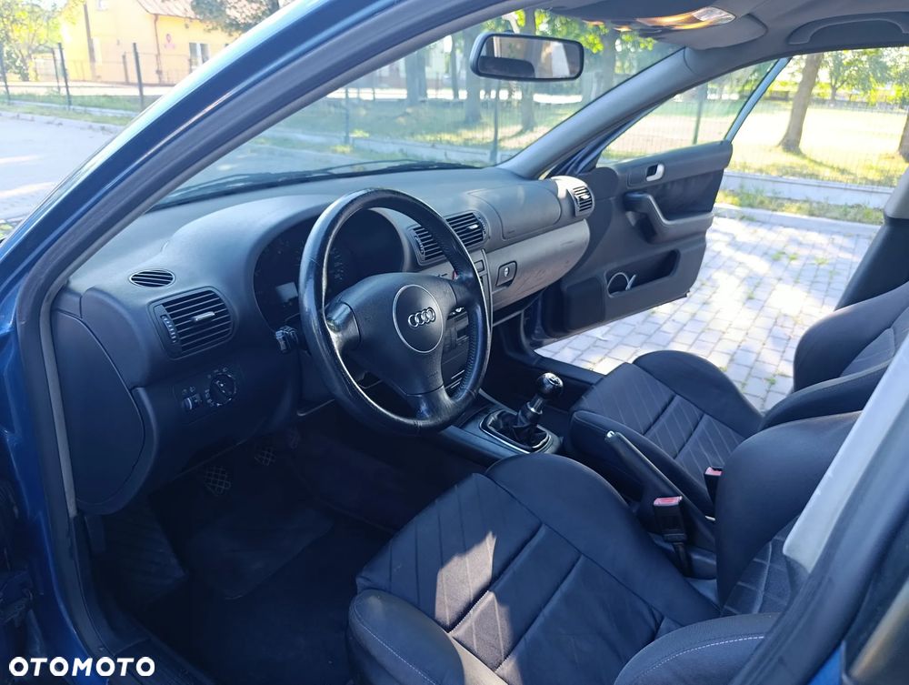Audi A3 Sportback - 15
