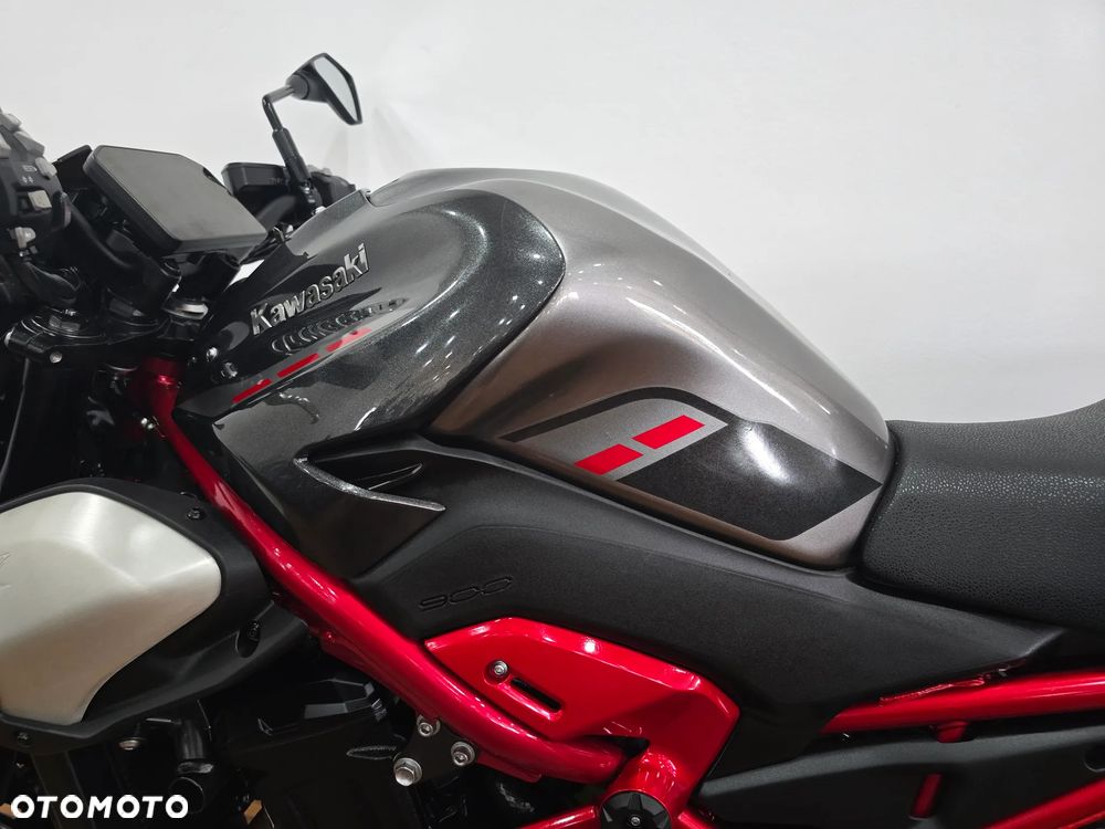 Kawasaki Z - 12