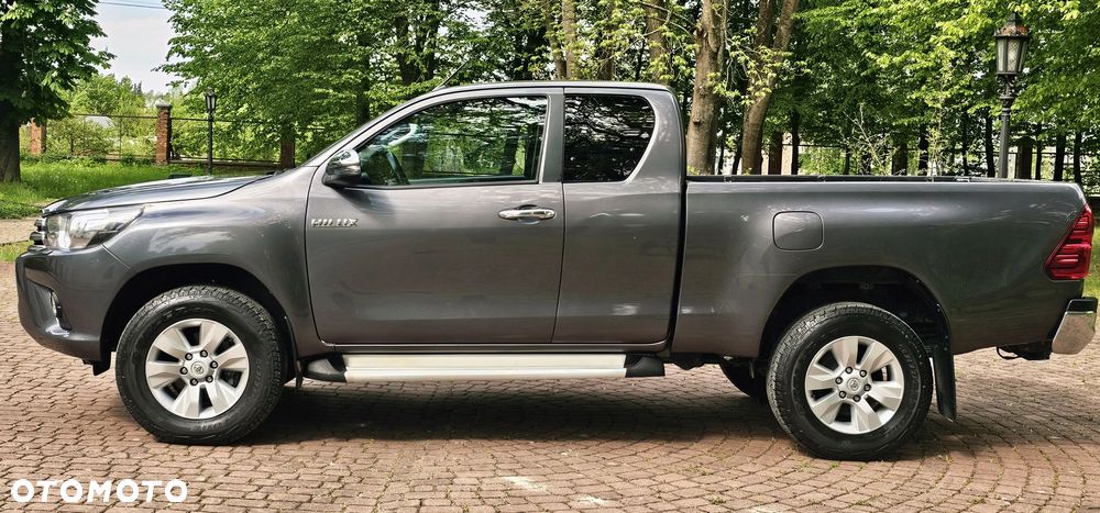 Toyota Hilux 4x4 Double Cab S&S Comfort - 12