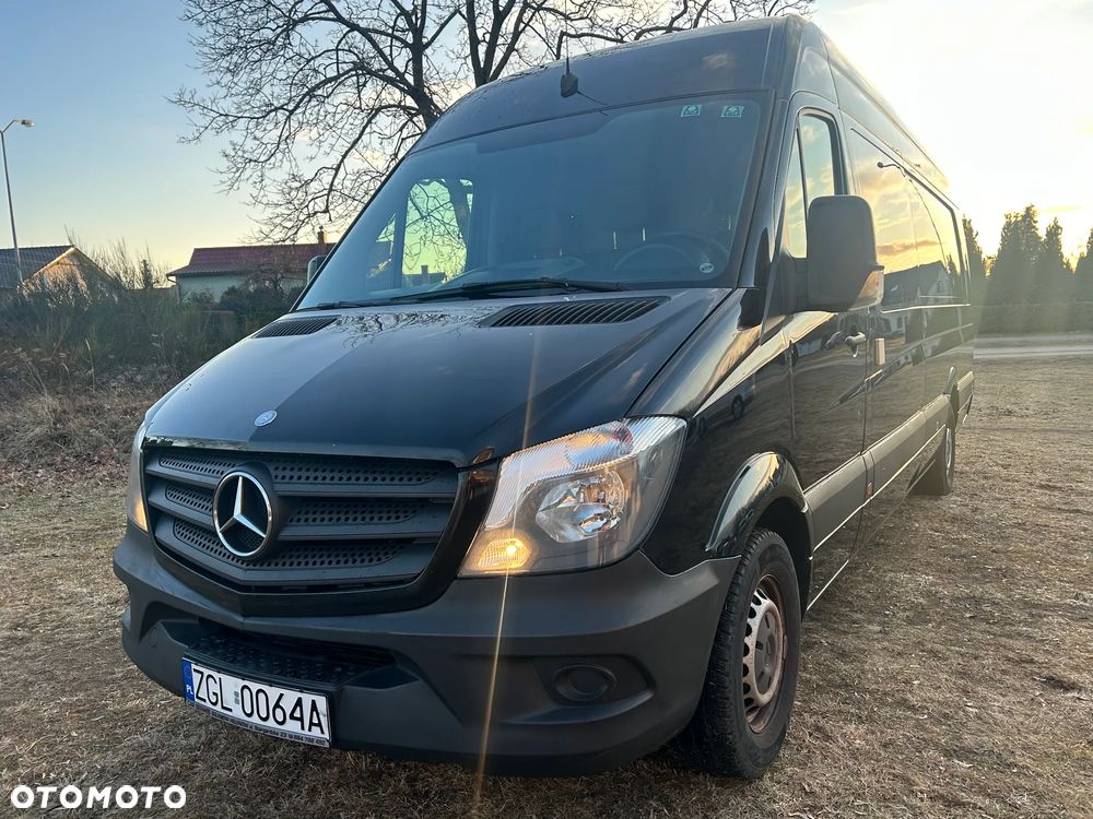 Mercedes-Benz Sprinter - 16