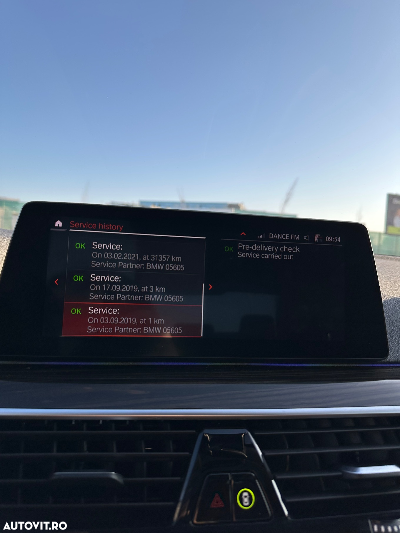 BMW Seria 5 520i Aut. Sport Line - 33
