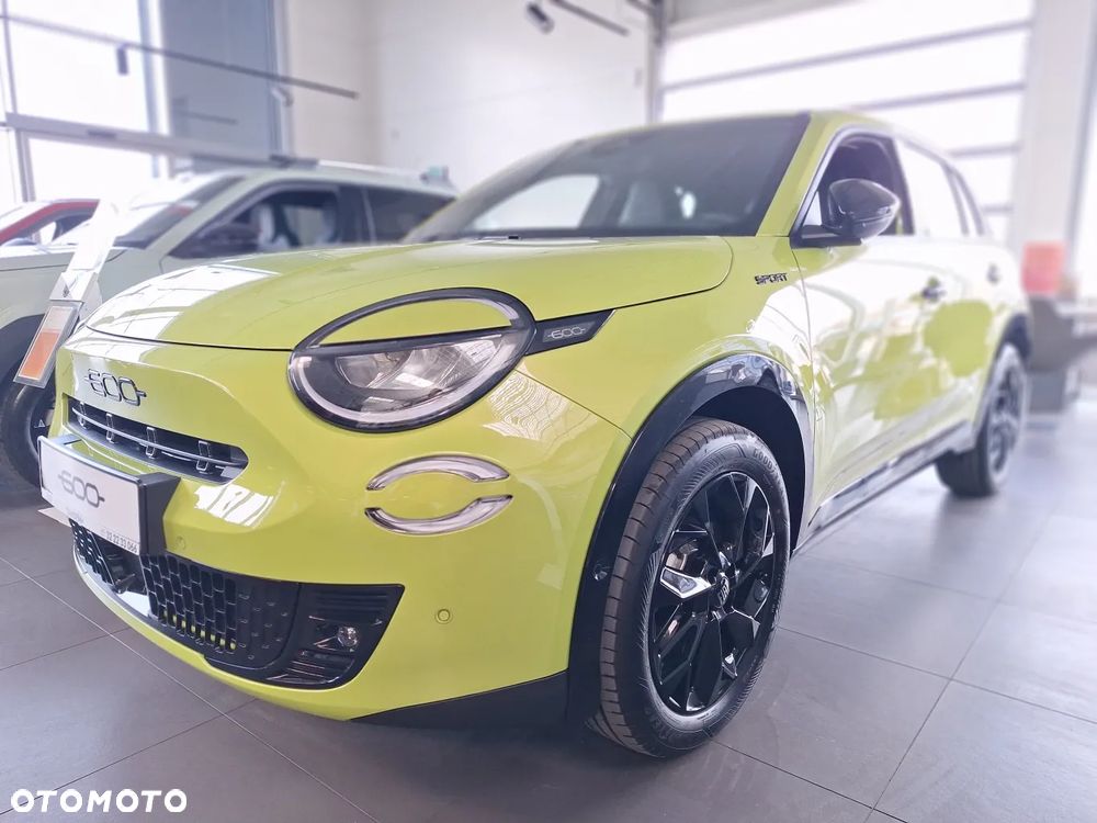 Fiat 600 1.2 Turbo Sport eDCT - 3