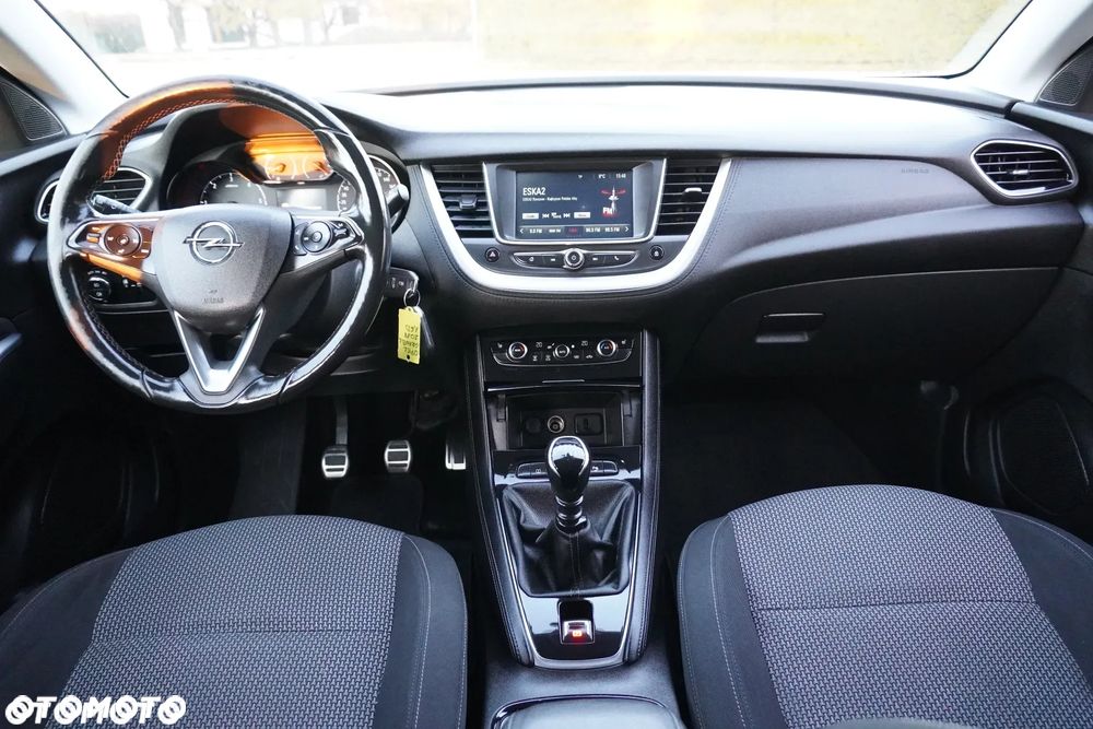 Opel Grandland X 1.6 D Start/Stop Business INNOVATION - 8
