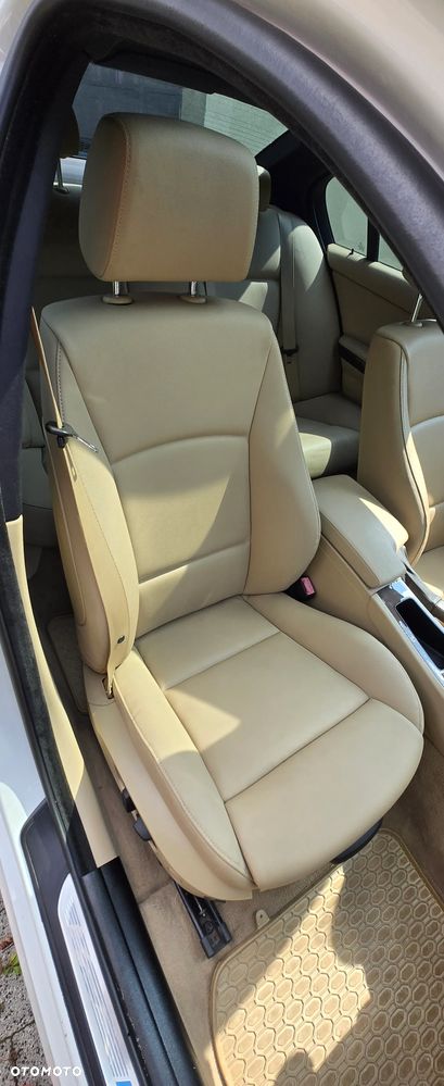BMW Seria 3 335i - 11
