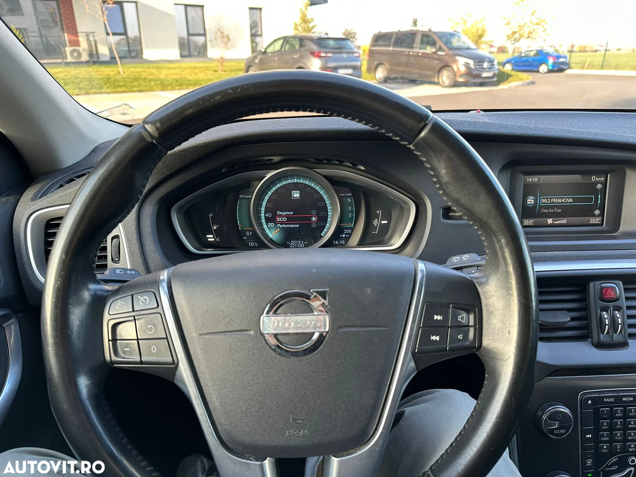 Volvo V60 D2 ECO Start-Stop Momentum - 8