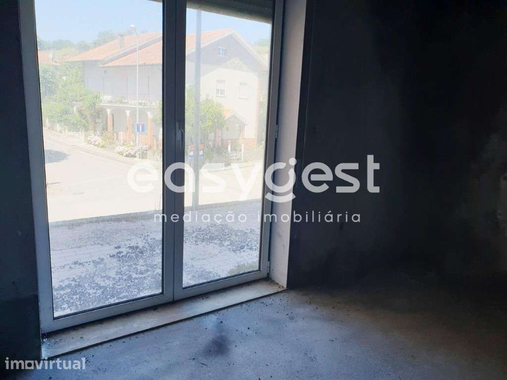 Prédio em construção centro Soure zona - Grande imagem: 2/22