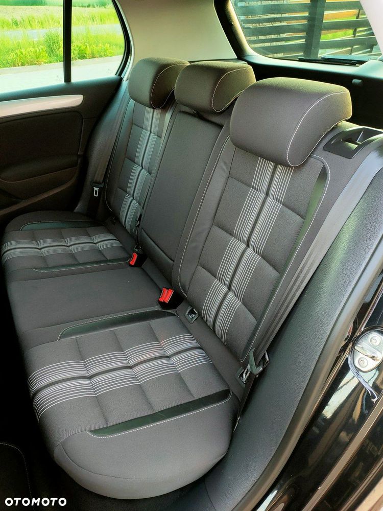 Volkswagen Golf - 14