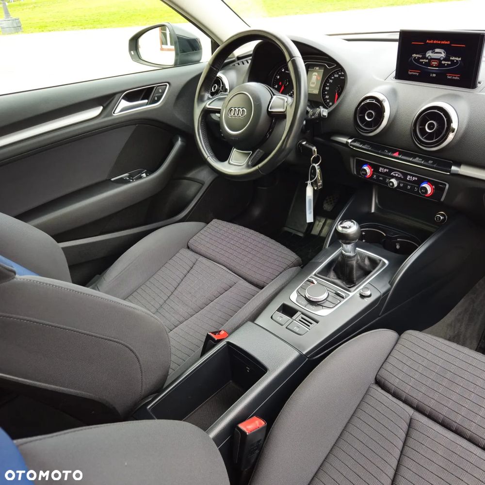 Audi A3 ver-1-4-tfsi-attraction - 8