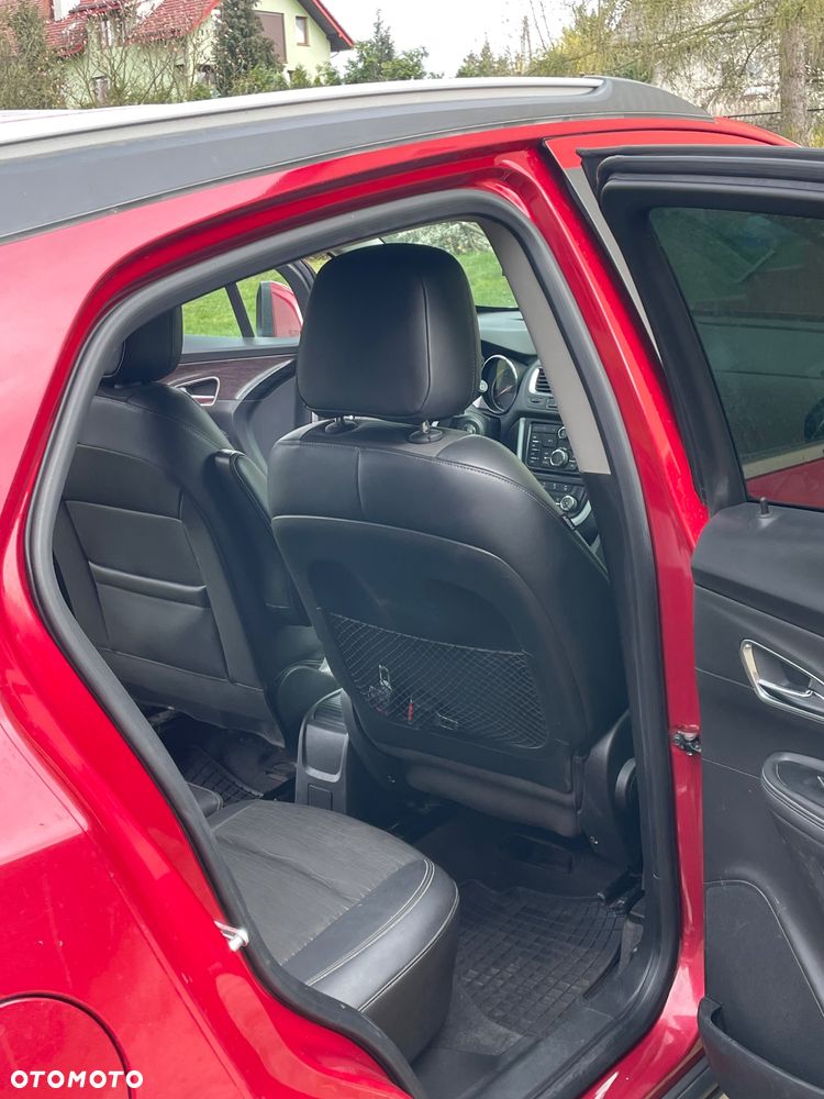 Buick Encore - 8