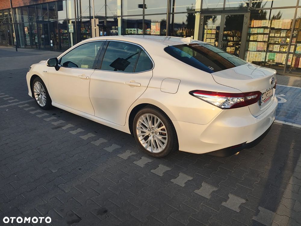 Toyota Camry 2.5 Hybrid Executive CVT - 5