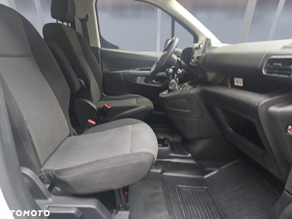 Toyota ProAce 2.3T 1.5D-4D 100KM long FurgonBrygActive - 15