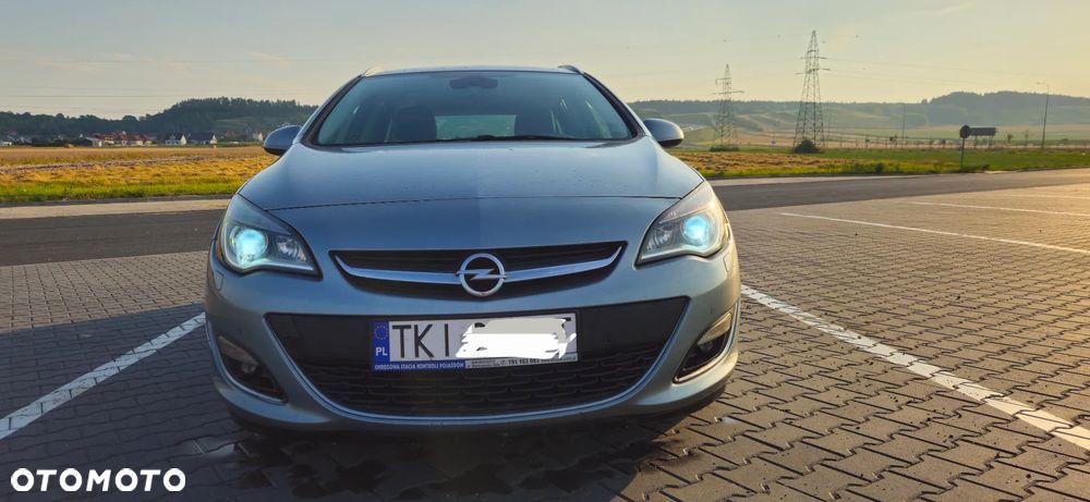 Opel Astra 1.7 CDTI DPF ecoFLEX TourerStart/Stop 105g Innovation - 2