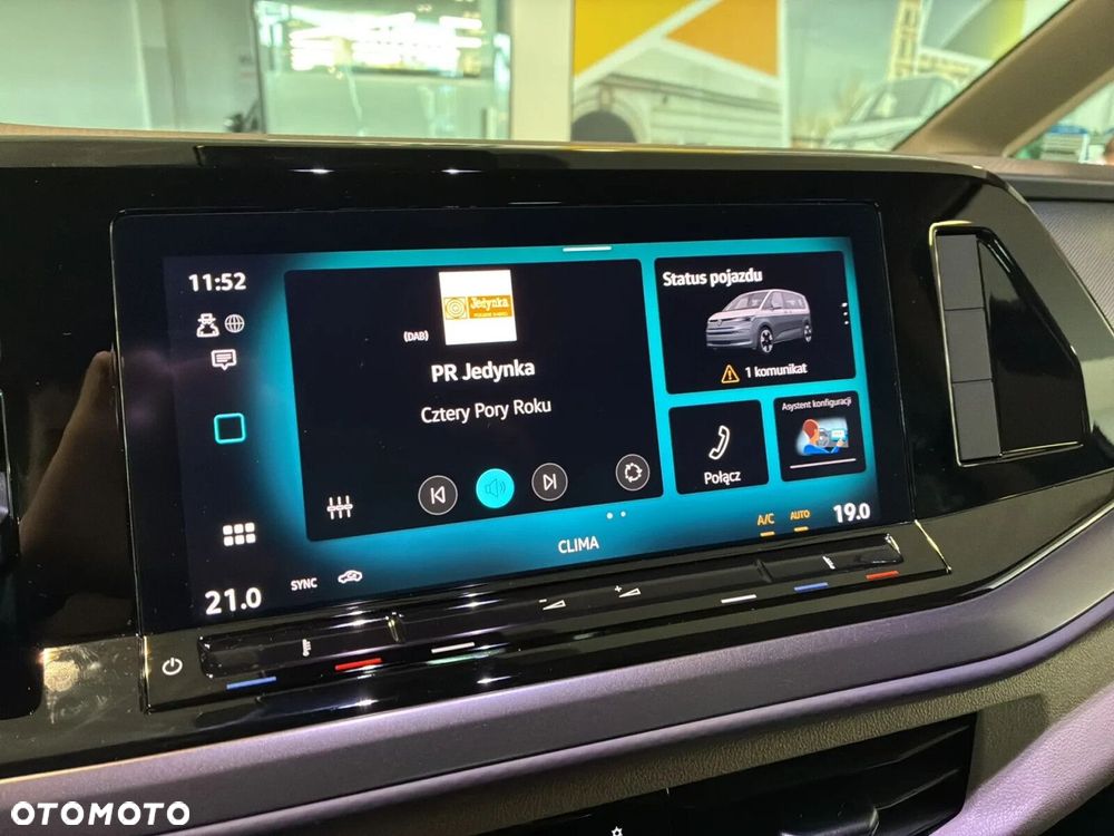 Volkswagen Multivan - 26