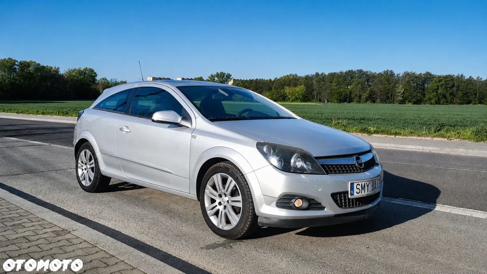 Opel Astra 1.6 Innovation - 1