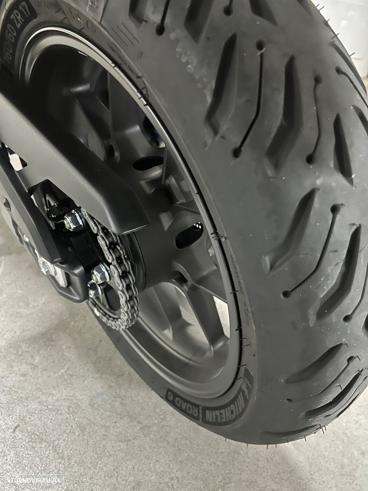 Honda CB CB 500 hornet - 18