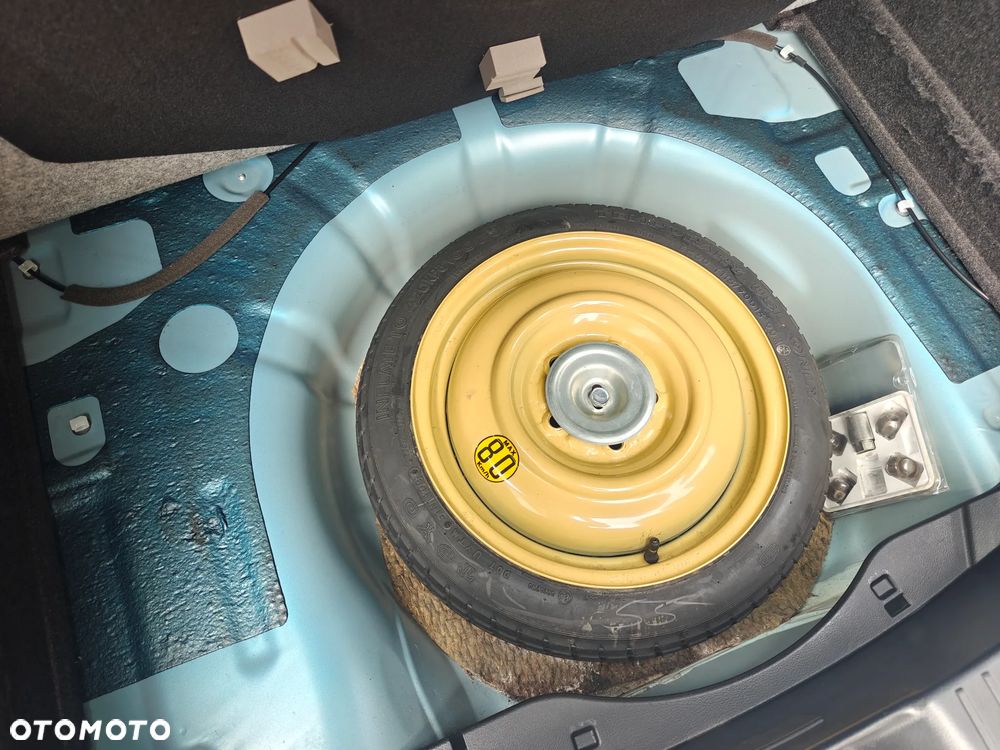 Mazda 3 1.6 MZR High-Line - 24