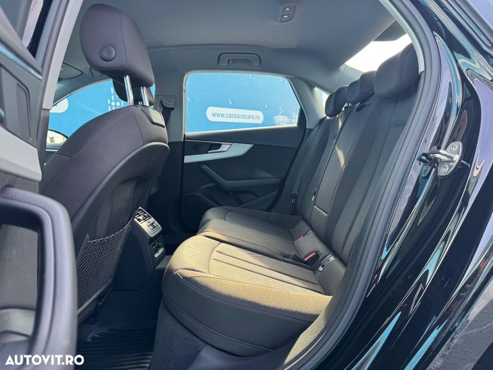 Audi A4 2.0 35 TFSI S tronic MHEV Advanced - 8