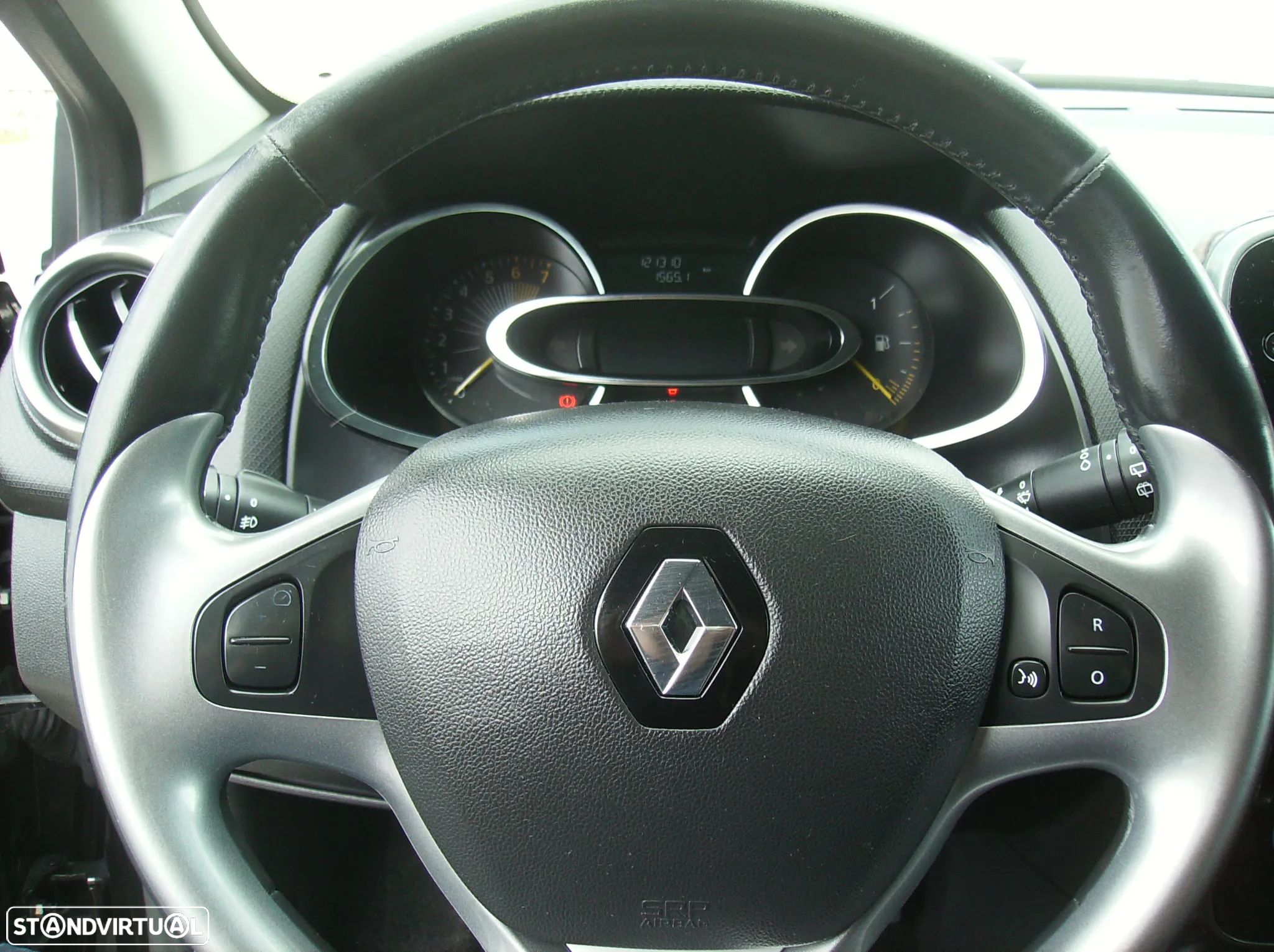Renault Clio 0.9 TCe Limited Edition - 10