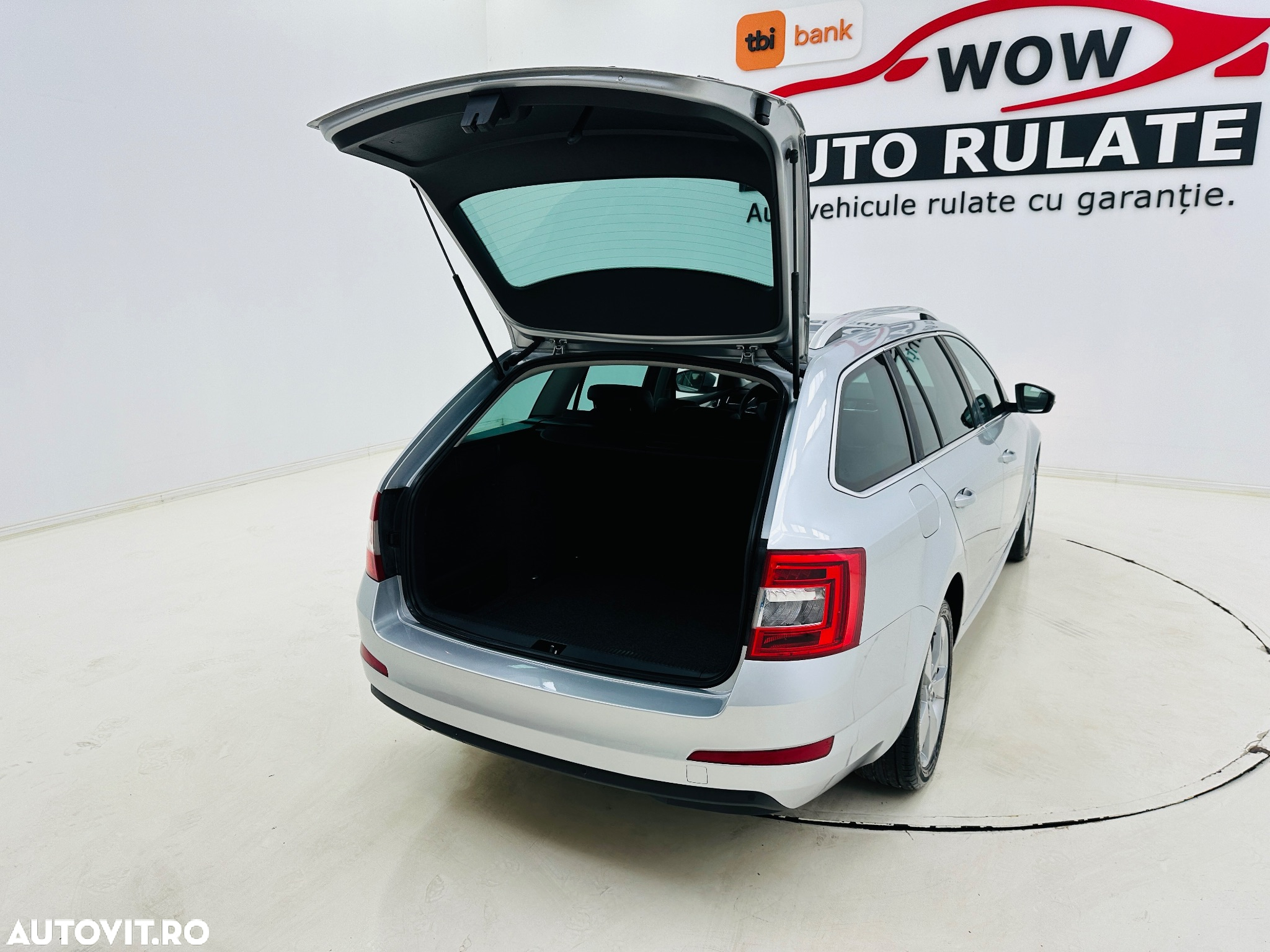 Skoda Octavia 2.0 TDI DSG Ambition - 18