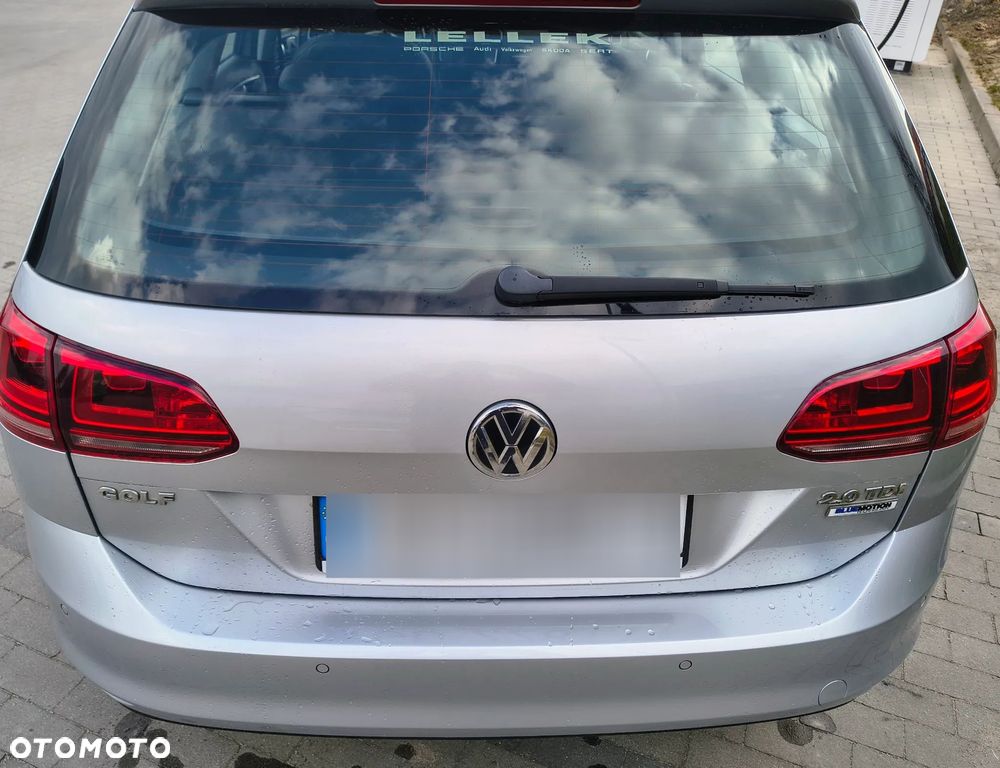 Volkswagen Golf - 4