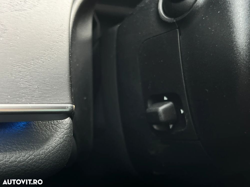 Mercedes-Benz E 200 4Matic 9G-TRONIC - 17