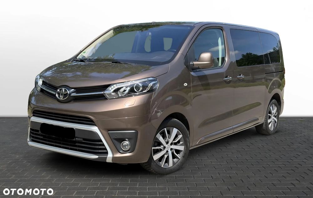 Toyota Proace Verso 2.0 D4-D Medium Family - 1