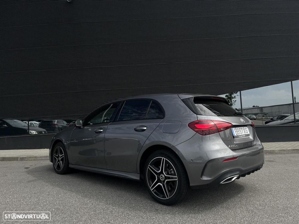 Mercedes-Benz A 250 e 8G-DCT AMG Line Advanced Plus - 5