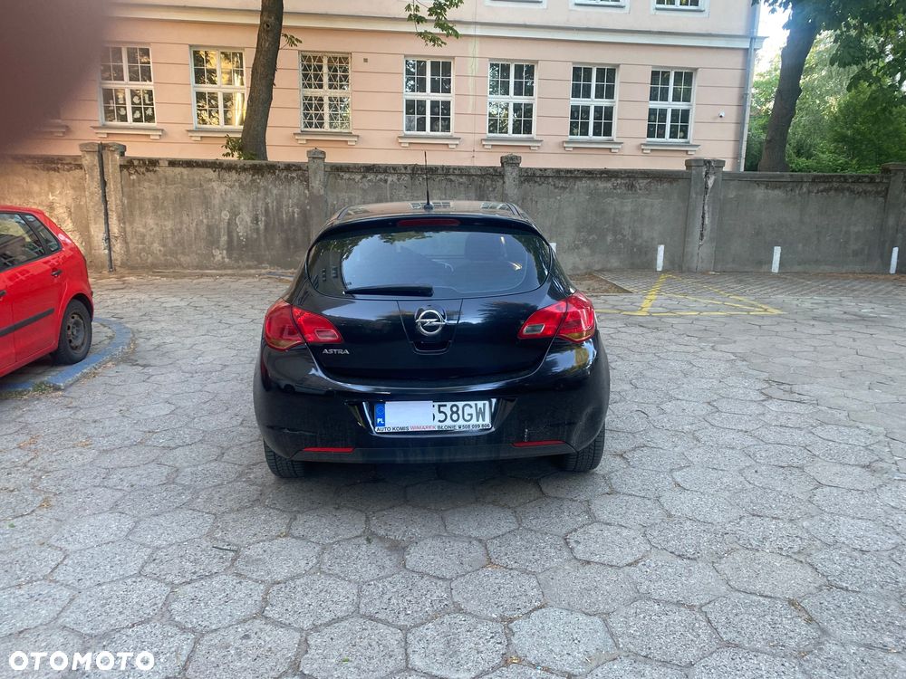 Opel Astra 1.4 Cosmo - 7