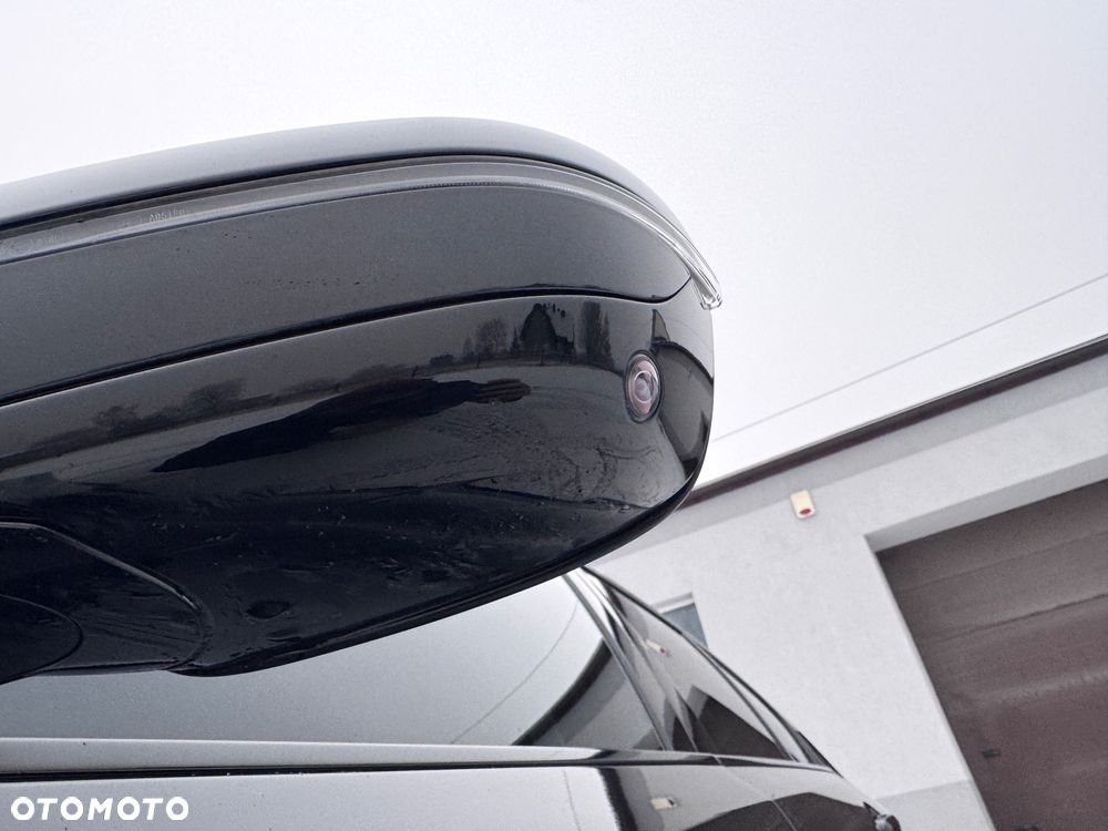 BMW Seria 5 520d xDrive M Sport sport - 37