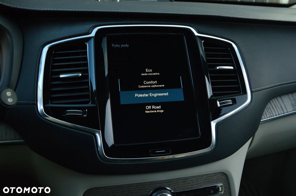 Volvo XC 90 B5 D AWD Inscription 7os - 39