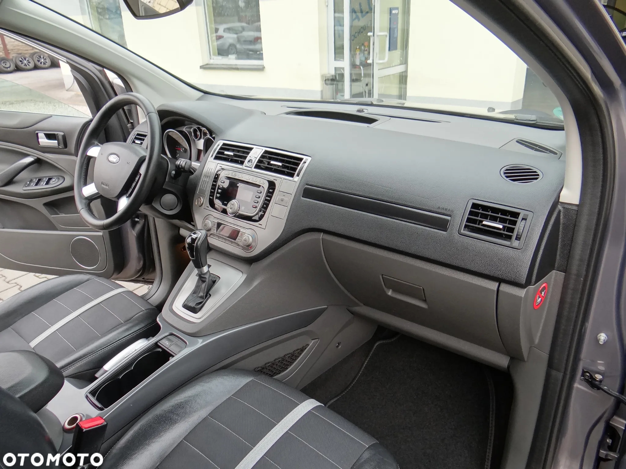 Ford Kuga 2.0 TDCi 4WD Titanium Plus - 35