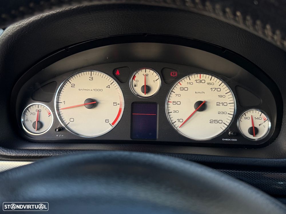 Peugeot 407 SW 2.0 HDi Executive - 26