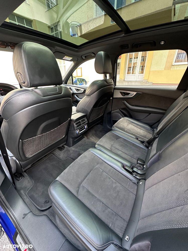 Audi Q7 - 11