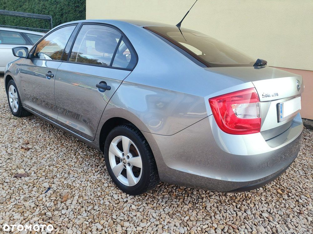 Skoda RAPID - 15